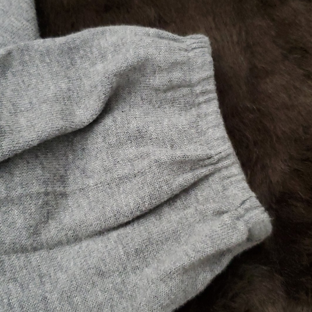 Cache Cold Shoulder Sweater - Picture 5 of 7